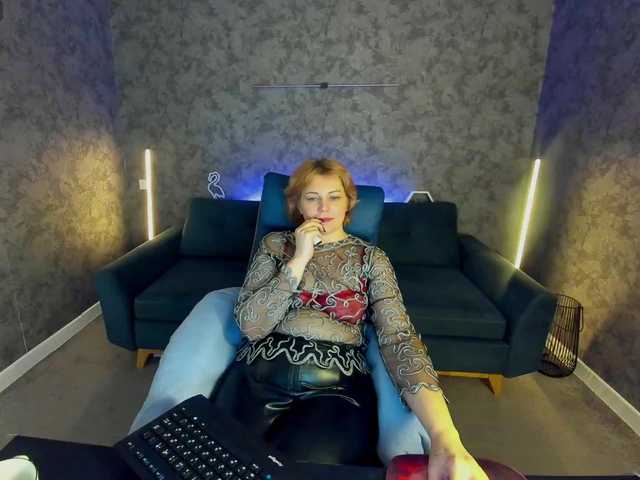 AmaraNights's BongaCams show and profile