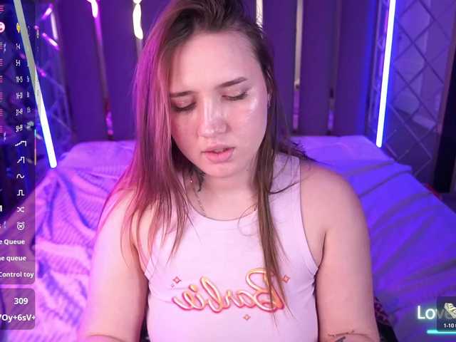 AmiraChase's BongaCams show and profile