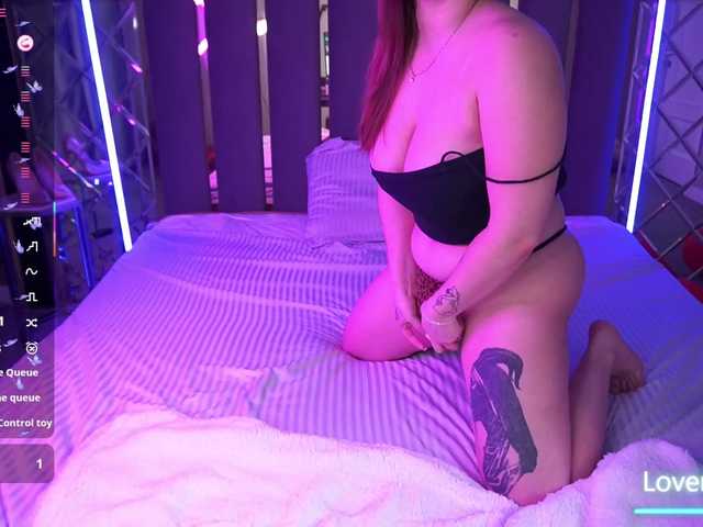 AmiraChase's BongaCams show and profile