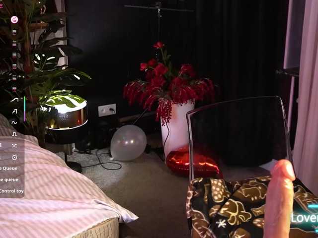 AmiraChase's BongaCams show and profile