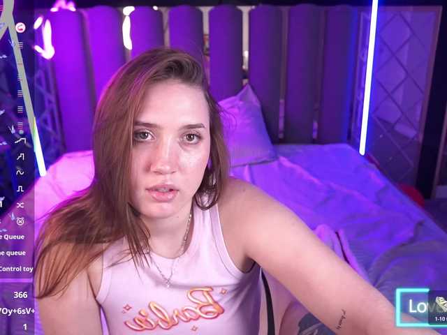 AmiraChase's BongaCams show and profile