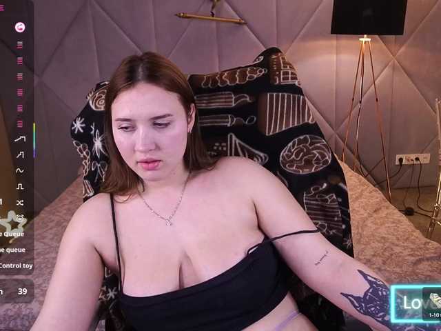 AmiraChase's BongaCams show and profile