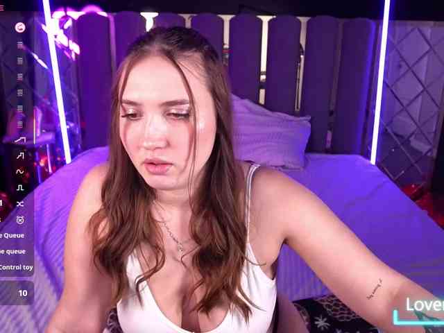 free nude chatroom AmiraChase