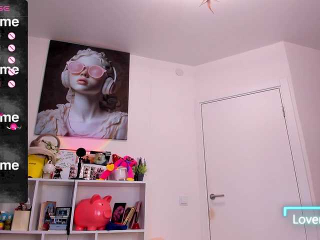 Evalore's BongaCams show and profile