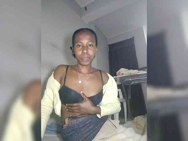 Nathass10 webcam