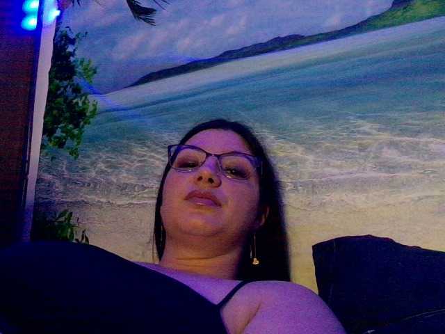  Byahootgyrl chat room