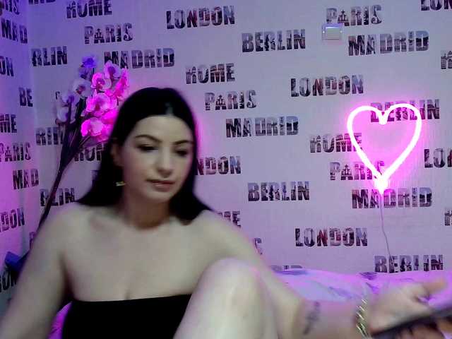 Byahootgyrl's BongaCams show and profile