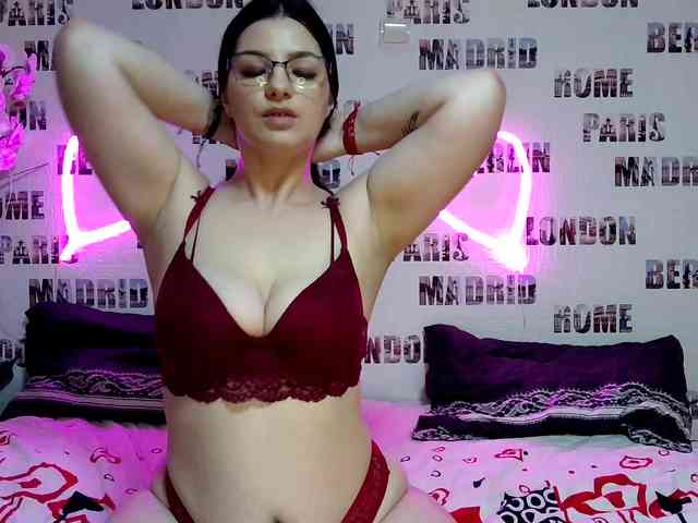 Byahootgyrl Byahootgyrl