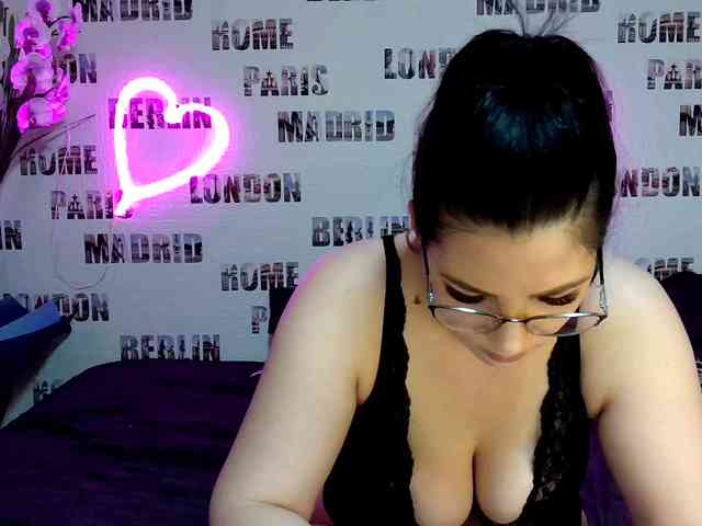 Byahootgyrl Byahootgyrl