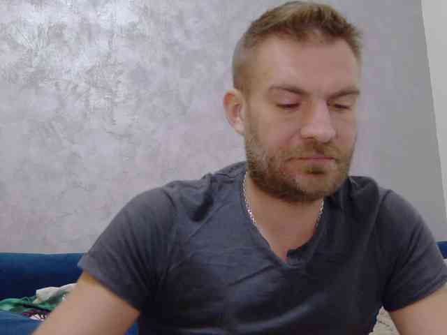 Kevin10x Live Webcam on BongaCams