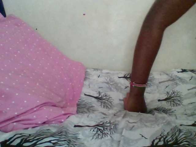 Lolah3's BongaCams show and profile