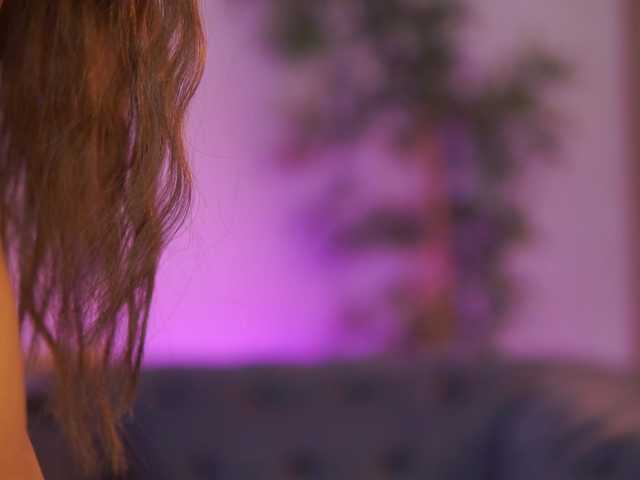 AishaBee's BongaCams show and profile