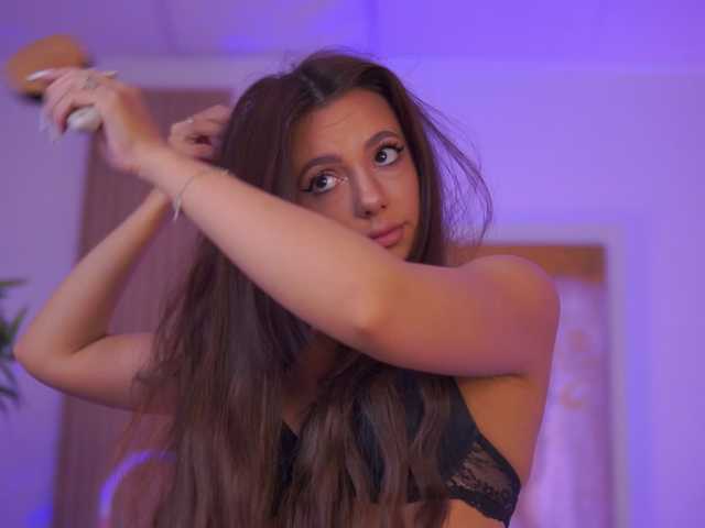 AishaBee's BongaCams show and profile