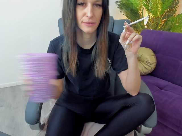 AryaAnna's BongaCams show and profile