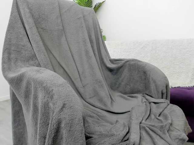 AryaAnna's BongaCams show and profile