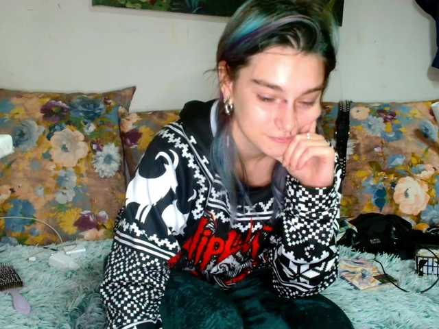 SophieHard – webcam model profile photo