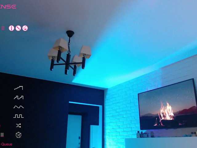 Jade-Lumin's BongaCams show and profile