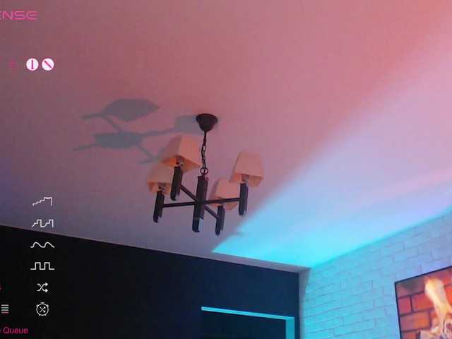 Jade-Lumin's BongaCams show and profile