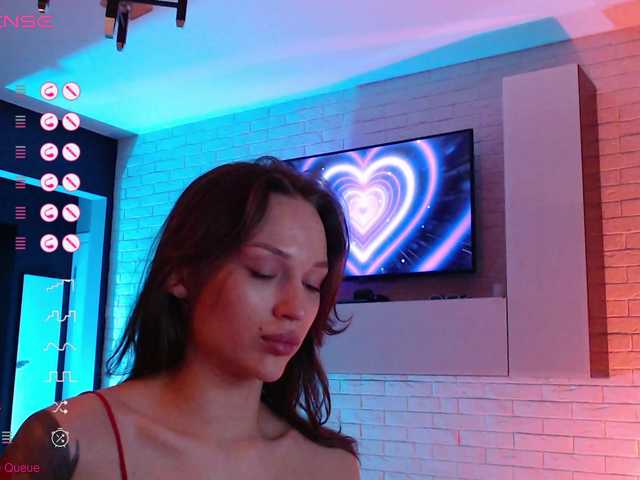 Jade-Lumin's BongaCams show and profile