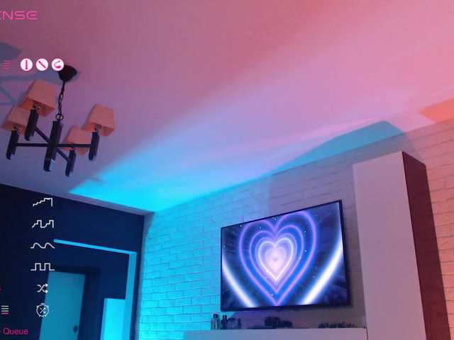 Jade-Lumin's BongaCams show and profile