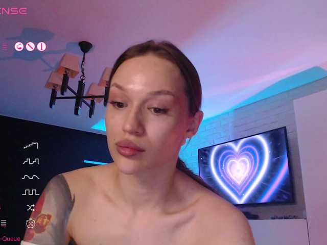 Jade-Lumin's BongaCams show and profile