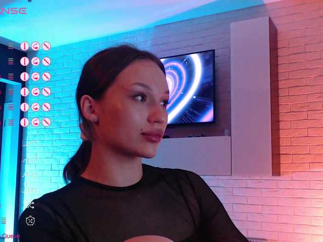 Jade-Lumin's BongaCams show and profile