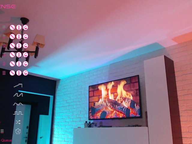 Jade-Lumin's BongaCams show and profile