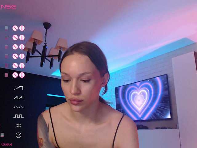 Jade-Lumin's BongaCams show and profile