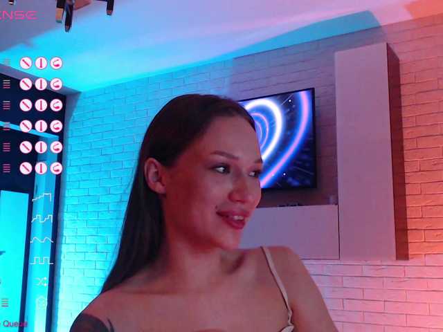 Jade-Lumin's BongaCams show and profile