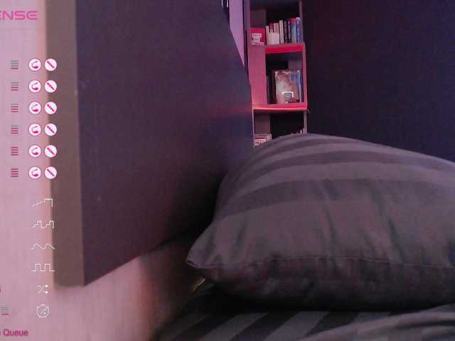 Jade-Lumin's BongaCams show and profile