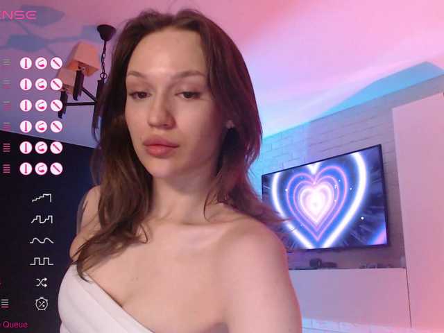 Jade-Lumin's BongaCams show and profile