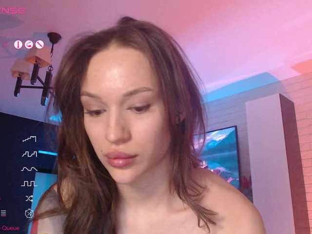 Jade-Lumin's BongaCams show and profile