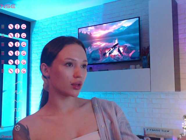 Jade-Lumin's BongaCams show and profile