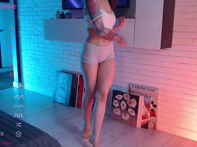 Jade-Lumin's BongaCams show and profile