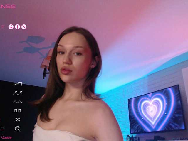 Jade-Lumin's BongaCams show and profile