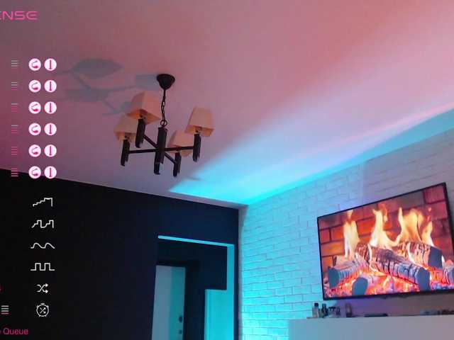 Jade-Lumin's BongaCams show and profile