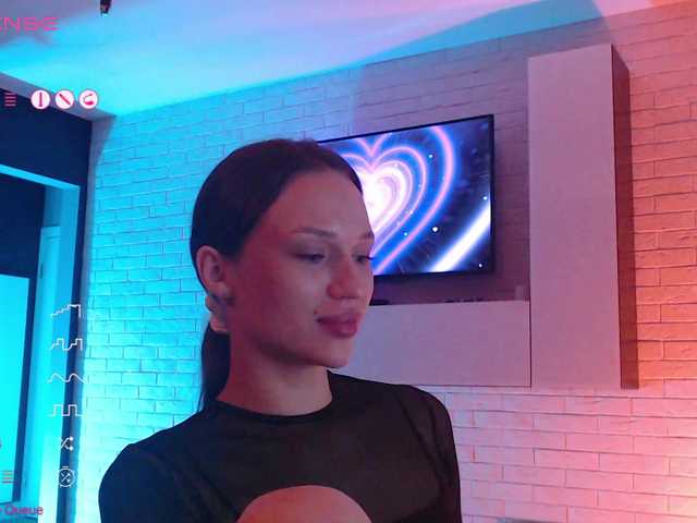 Jade-Lumin's BongaCams show and profile