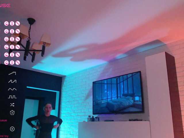 Jade-Lumin's BongaCams show and profile