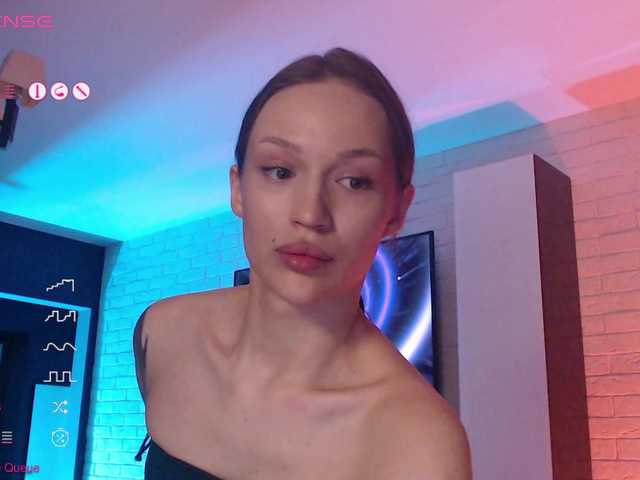 Jade-Lumin's BongaCams show and profile