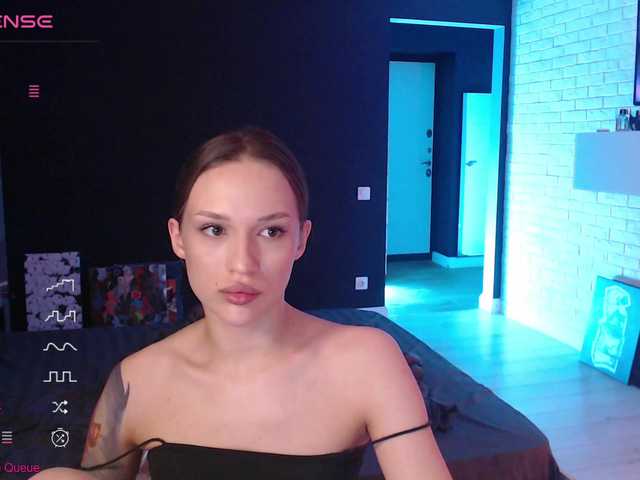 Jade-Lumin's BongaCams show and profile