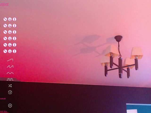 Jade-Lumin's BongaCams show and profile