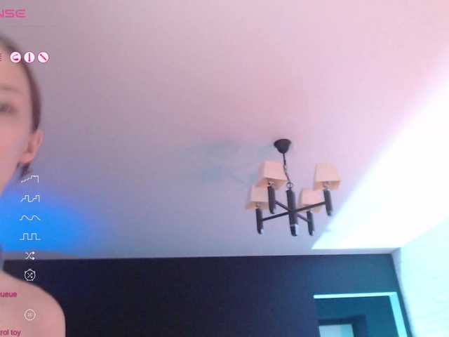 Jade-Lumin's BongaCams show and profile