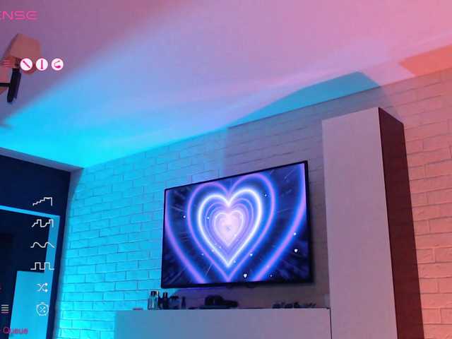 Jade-Lumin's BongaCams show and profile