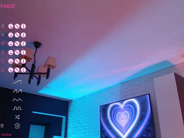 Jade-Lumin's BongaCams show and profile