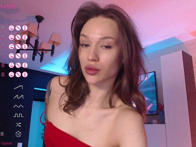 Jade-Lumin's BongaCams show and profile