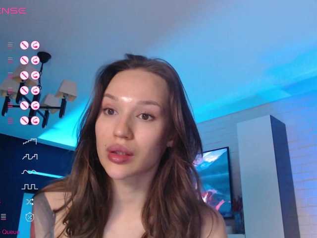 Jade-Lumin's BongaCams show and profile