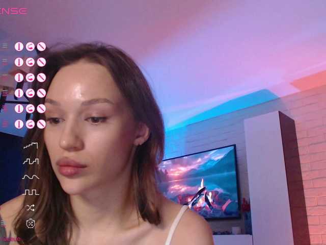 Jade-Lumin's BongaCams show and profile