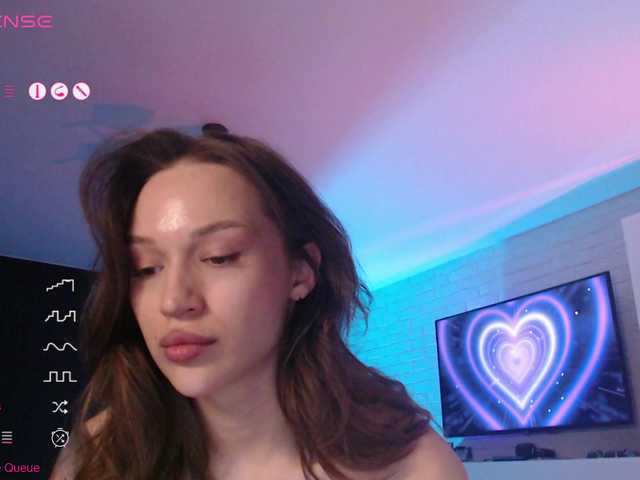 Jade-Lumin's BongaCams show and profile