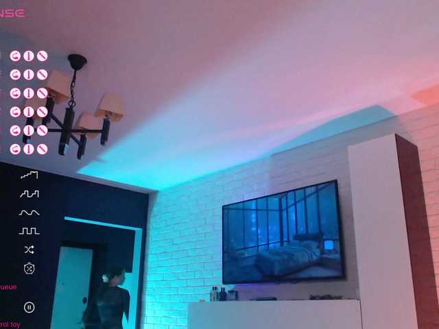 Jade-Lumin's BongaCams show and profile