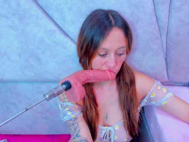 JuliethaWhitee webcam